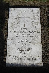 Boulogne Eastern Cemetery - MacDowell, Charles Michael Vere
