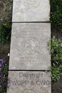 Boulogne Eastern Cemetery - MacKie, James