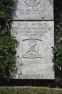 Boulogne Eastern Cemetery - MacEy, Bertram Morris