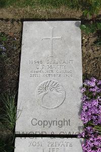 Boulogne Eastern Cemetery - MacEy, C F