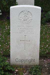 Boulogne Eastern Cemetery - Maddison, James