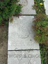 Boulogne Eastern Cemetery - Madigan, William