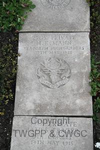 Boulogne Eastern Cemetery - Mann, Henry K.
