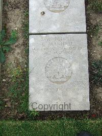 Boulogne Eastern Cemetery - Mannall, Charles