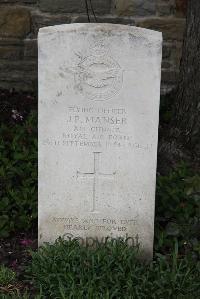 Boulogne Eastern Cemetery - Manser, Jack Purcell