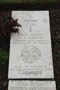 Boulogne Eastern Cemetery - Manson, W G