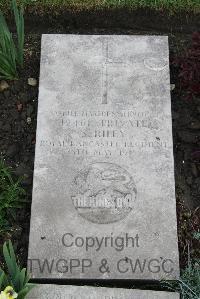 Boulogne Eastern Cemetery - Marsden, Samuel