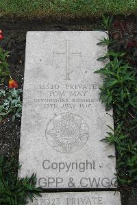 Boulogne Eastern Cemetery - May, Tom