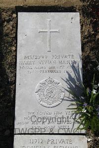 Boulogne Eastern Cemetery - Mayhew, Harry Vivian