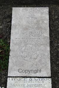 Boulogne Eastern Cemetery - McCalden, J