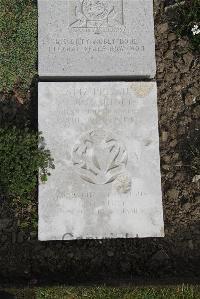Boulogne Eastern Cemetery - McCartney, James