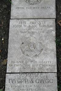 Boulogne Eastern Cemetery - McDonald, John William Scott