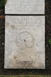 Boulogne Eastern Cemetery - McKenzie, W