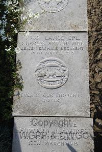 Boulogne Eastern Cemetery - Mee, Charles Arthur