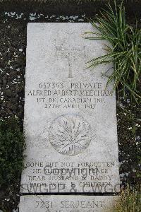 Boulogne Eastern Cemetery - Meecham, Alfred Albert
