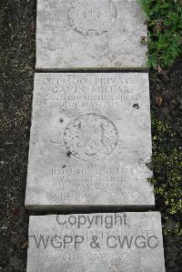 Boulogne Eastern Cemetery - Millar, Gavin
