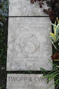Boulogne Eastern Cemetery - Miller, Arthur Reginald