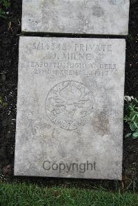Boulogne Eastern Cemetery - Milne, J