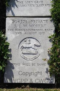 Boulogne Eastern Cemetery - Moffat, Spencer James Williamson