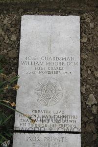 Boulogne Eastern Cemetery - Moore, William