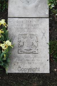 Boulogne Eastern Cemetery - Morris, George Henry