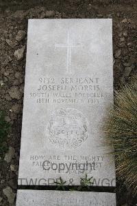 Boulogne Eastern Cemetery - Morris, Joseph