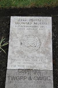 Boulogne Eastern Cemetery - Morris, Leonard