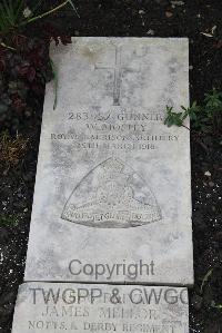 Boulogne Eastern Cemetery - Mosley, W