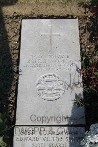 Boulogne Eastern Cemetery - Moston, Robert
