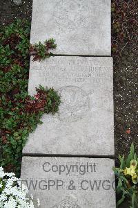 Boulogne Eastern Cemetery - Murray, Alexander Aird