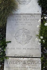 Boulogne Eastern Cemetery - Naysmith, Andrew