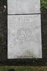 Boulogne Eastern Cemetery - Neveu, A