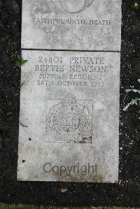 Boulogne Eastern Cemetery - Newson, Bertie