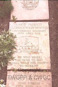 Boulogne Eastern Cemetery - Newton, Clarence Wilby