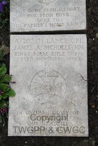 Boulogne Eastern Cemetery - Nicholls, James Alfred
