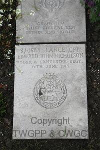 Boulogne Eastern Cemetery - Nicholson, Edward John