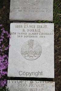 Boulogne Eastern Cemetery - Norris, H