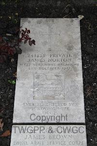Boulogne Eastern Cemetery - Norton, J