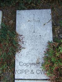 Boulogne Eastern Cemetery - Osborn, George Sydney
