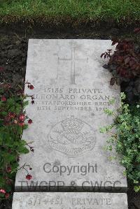 Boulogne Eastern Cemetery - Organ, Leonard