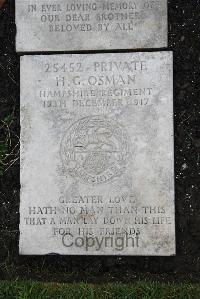 Boulogne Eastern Cemetery - Osman, H G