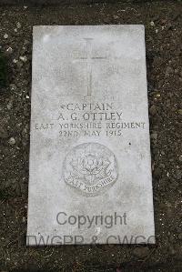 Boulogne Eastern Cemetery - Ottley, A G