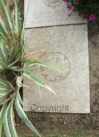 Boulogne Eastern Cemetery - Pratt, Joseph Burt
