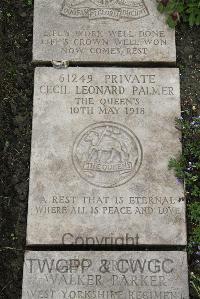 Boulogne Eastern Cemetery - Palmer, Cecil Leonard