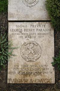 Boulogne Eastern Cemetery - Paradine, George Henry