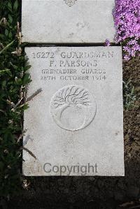 Boulogne Eastern Cemetery - Parsons, F