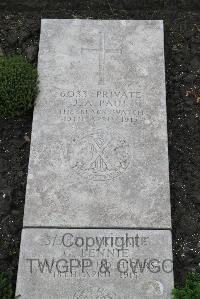 Boulogne Eastern Cemetery - Paul, J A