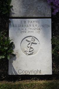 Boulogne Eastern Cemetery - Payne, Sydney Bernard