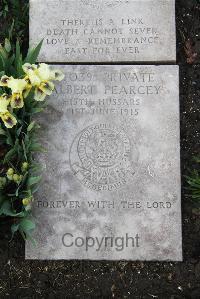Boulogne Eastern Cemetery - Pearcey, Albert