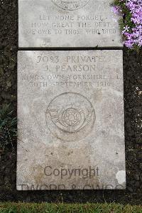 Boulogne Eastern Cemetery - Pearson, J